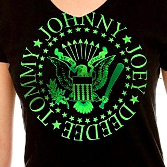 Ramones Green Seal Logo punk rock Official V-neck T-Shirt M NWT - Picture 2 of 2